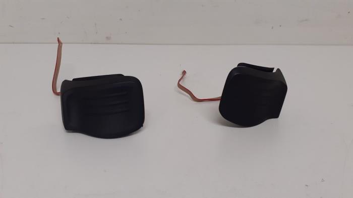 Gebruikte Schakelflipper set Volkswagen Golf Prijs € 100,00 Margeregeling aangeboden door Autodemontage van de Laar