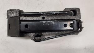 Gebruikte Krikset Renault Twingo (C06) 1.2 Prijs € 20,00 Margeregeling aangeboden door Autodemontage van de Laar