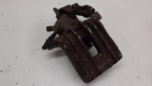 Gebruikte Remklauw (Tang) links-achter Volkswagen Golf IV (1J1) 2.0 Prijs € 25,00 Margeregeling aangeboden door Autodemontage van de Laar