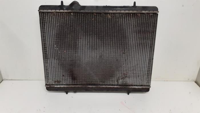 Radiateur van een Citroën Xsara Picasso (CH) 1.6 HDi 16V 92 2010