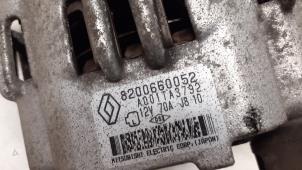 Alternator van een Dacia Logan MCV I (KS) 1.4 2009