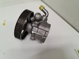 Gebruikte Pomp Servo Citroen Xsara Picasso (CH) 1.6 HDi 16V 92 Prijs € 70,00 Margeregeling aangeboden door Autodemontage van de Laar