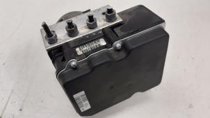 Gebruikte ABS Pomp Citroen C4 Grand Picasso (UA) 1.6 HDiF 16V 110 Prijs € 100,00 Margeregeling aangeboden door Autodemontage van de Laar