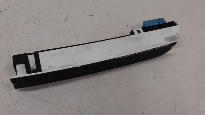 Gebruikte Display Interieur Citroen C4 Grand Picasso (UA) 1.6 HDiF 16V 110 Prijs € 20,00 Margeregeling aangeboden door Autodemontage van de Laar