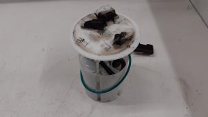 Gebruikte Benzinepomp Renault Scenic Prijs € 100,00 Margeregeling aangeboden door Autodemontage van de Laar