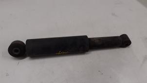 Gebruikte Schokbreker rechts-achter Mercedes Vito (639.6) 2.2 109 CDI 16V Prijs € 25,00 Margeregeling aangeboden door Autodemontage van de Laar