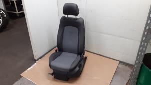 Gebruikte Stoel links Seat Altea (5P1) 1.6 Prijs op aanvraag aangeboden door Autodemontage van de Laar