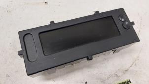 Gebruikte Display Interieur Renault Clio III (BR/CR) 1.5 dCi 75 FAP Prijs € 50,00 Margeregeling aangeboden door Autodemontage van de Laar