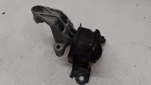 Gebruikte Motorrubber Renault Clio III (BR/CR) 1.5 dCi 75 FAP Prijs € 30,00 Margeregeling aangeboden door Autodemontage van de Laar