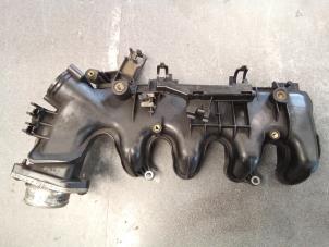 Gebruikte Spruitstuk Inlaat Citroen Berlingo 1.6 HDI 16V 75 Prijs € 70,00 Margeregeling aangeboden door Autodemontage van de Laar