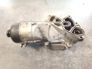 Gebruikte Oliefilterhuis Citroen Berlingo 1.6 HDI 16V 75 Prijs € 50,00 Margeregeling aangeboden door Autodemontage van de Laar