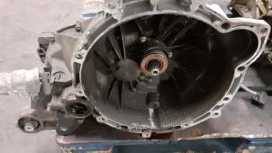 Gebruikte Versnellingsbak Ford Fiesta 6 (JA8) 1.25 16V Prijs € 350,00 Margeregeling aangeboden door Autodemontage van de Laar