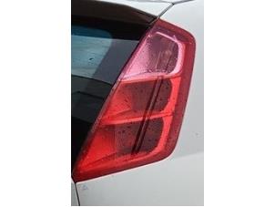 Gebruikte Achterlicht rechts Fiat Grande Punto (199) 1.4 T-Jet 16V Prijs € 35,00 Margeregeling aangeboden door Autodemontage van de Laar
