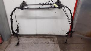 Gebruikte Frame achterklep Peugeot 207 CC (WB) 1.6 HDiF 16V Prijs € 250,00 Margeregeling aangeboden door Autodemontage van de Laar