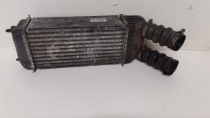 Gebruikte Intercooler Peugeot 207 CC (WB) 1.6 HDiF 16V Prijs € 75,00 Margeregeling aangeboden door Autodemontage van de Laar