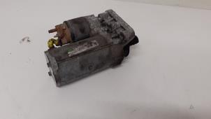 Gebruikte Startmotor Peugeot 207 CC (WB) 1.6 HDiF 16V Prijs € 50,00 Margeregeling aangeboden door Autodemontage van de Laar