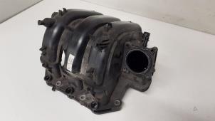 Gebruikte Inlaatspruitstuk Volkswagen Polo V (6R) 1.2 12V Prijs € 90,00 Margeregeling aangeboden door Autodemontage van de Laar