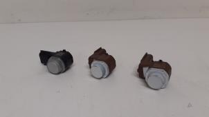 Gebruikte PDC Sensor Renault Captur Prijs € 50,00 Margeregeling aangeboden door Autodemontage van de Laar