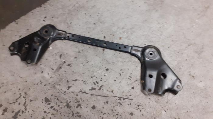 Gebruikte Subframe Nissan Juke Prijs € 100,00 Margeregeling aangeboden door Autodemontage van de Laar