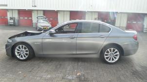 Gebruikte Zijskirt links BMW 5 serie (F10) 520d 16V Prijs € 100,00 Margeregeling aangeboden door Autodemontage van de Laar