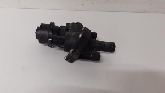 Gebruikte Waterpomp Renault Twingo III (AH) 1.0 SCe 70 12V Prijs € 90,75 Inclusief btw aangeboden door Autodemontage van de Laar