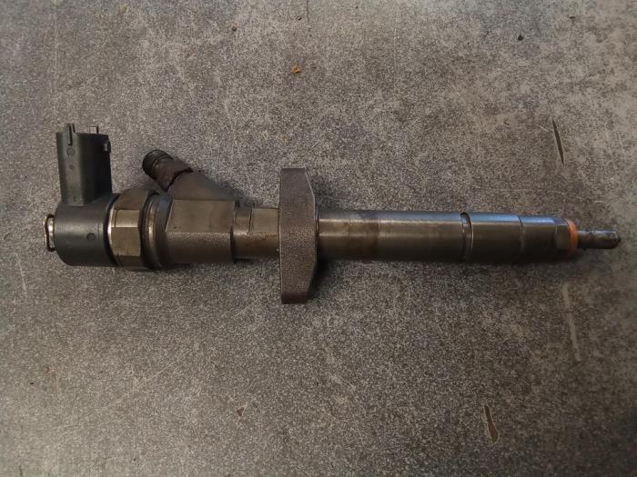 Gebruikte Verstuiver (diesel) Nissan Primastar 2.5 dCi 140 16V Prijs € 100,00 Margeregeling aangeboden door Autodemontage van de Laar