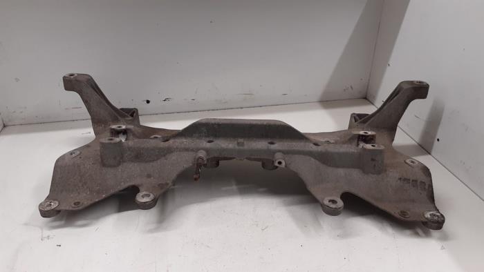Subframe van een Fiat Qubo 1.4 2008