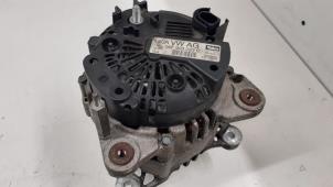 Gebruikte Dynamo Seat Altea (5P1) 1.9 TDI 105 Prijs € 50,00 Margeregeling aangeboden door Autodemontage van de Laar