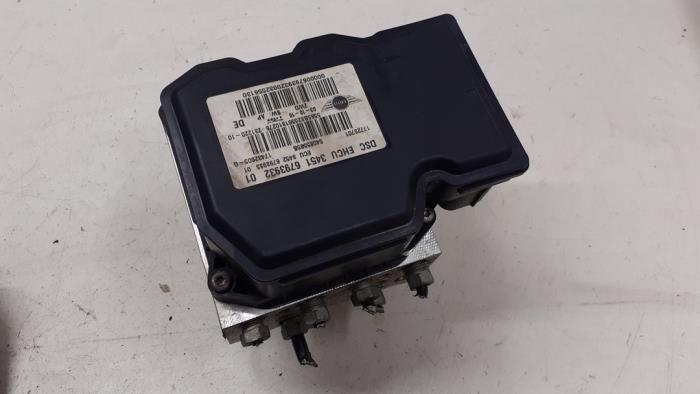 Gebruikte ABS Pomp Mini Mini (R56) 1.6 Cooper D 16V Prijs € 160,00 Margeregeling aangeboden door Autodemontage van de Laar