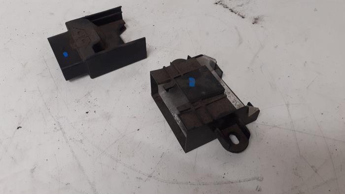 Gebruikte Brandstofpomp module Volkswagen Golf VII (AUA) 1.4 GTE 16V Prijs € 50,00 Margeregeling aangeboden door Autodemontage van de Laar