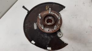 Gebruikte Fusee rechts-voor Opel Astra J Sports Tourer (PD8/PE8/PF8) 2.0 CDTI 16V 165 Prijs € 125,00 Margeregeling aangeboden door Autodemontage van de Laar