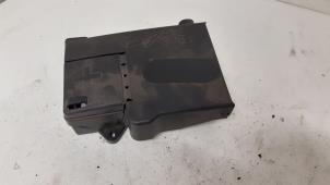 Gebruikte Zekeringkast Opel Astra J Sports Tourer (PD8/PE8/PF8) 2.0 CDTI 16V 165 Prijs € 30,00 Margeregeling aangeboden door Autodemontage van de Laar