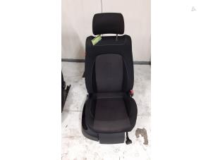 Gebruikte Voorstoel rechts Seat Altea XL (5P5) 1.2 TSI Prijs € 150,00 Margeregeling aangeboden door Autodemontage van de Laar