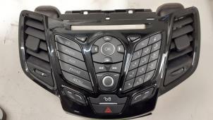 Gebruikte Radiobedienings paneel Ford Fiesta Prijs € 100,00 Margeregeling aangeboden door Autodemontage van de Laar