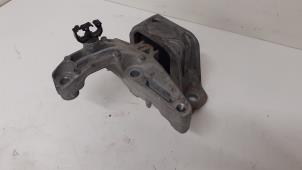 Gebruikte Motorsteun Renault Scénic III (JZ) 1.5 dCi 110 Prijs € 50,00 Margeregeling aangeboden door Autodemontage van de Laar