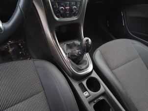 Gebruikte Interieur Bekledingsset Opel Astra J (PC6/PD6/PE6/PF6) 1.4 16V ecoFLEX Prijs op aanvraag aangeboden door Autodemontage van de Laar