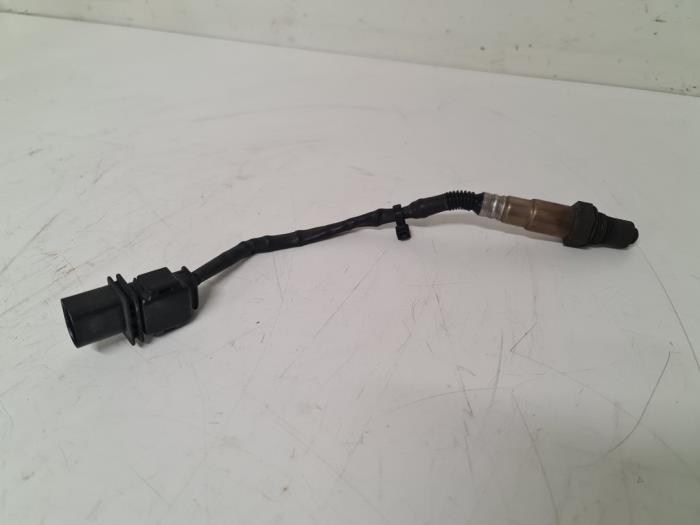 Lambda Sonde van een Audi S5 (8T3) S5 4.2 V8 40V 2010