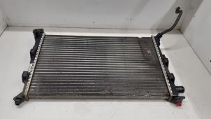 Gebruikte Radiateur Mercedes A (W168) 1.6 A-160 Prijs € 25,00 Margeregeling aangeboden door Autodemontage van de Laar