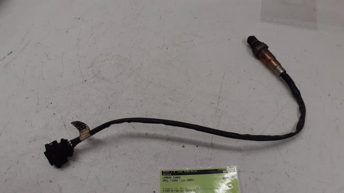 Lambda Sonde van een Opel Tigra Twin Top 1.4 16V 2005