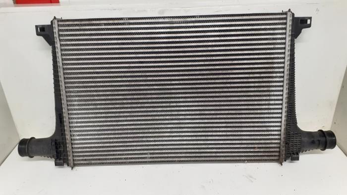 Gebruikte Intercooler Audi Q7 (4MB/4MG) 3.0 TDI V6 24V Prijs € 175,00 Margeregeling aangeboden door Autodemontage van de Laar