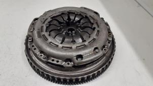 Gebruikte Vliegwiel Renault Captur Prijs op aanvraag aangeboden door Autodemontage van de Laar