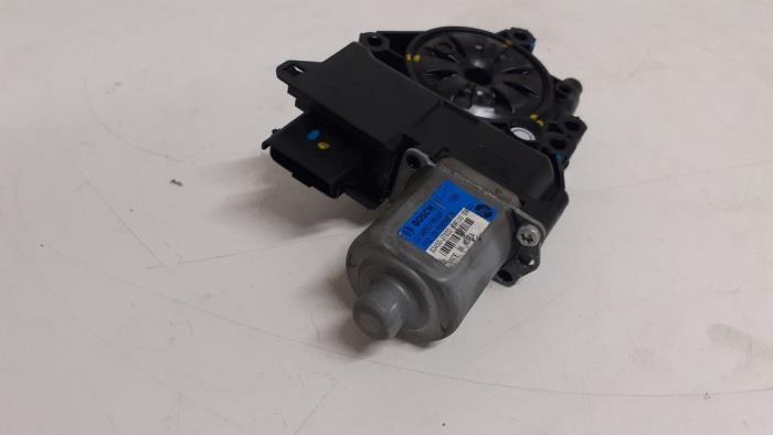 Raammotor Portier van een Kia Ceed (CDB5/CDBB) 1.4 T-GDI 16V 2018