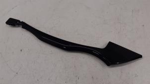 Gebruikte Dashboard sierlijst Opel Adam 1.2 16V Prijs € 30,00 Margeregeling aangeboden door Autodemontage van de Laar