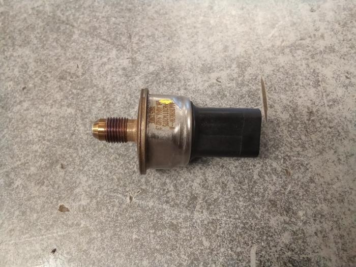 Gebruikte Brandstofdruk sensor Renault Megane III Berline (BZ) 1.2 16V TCE 115 Prijs € 75,00 Margeregeling aangeboden door Autodemontage van de Laar