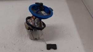 Gebruikte Benzinepomp Volkswagen Golf VII (AUA) 1.4 TSI 16V Prijs € 75,00 Margeregeling aangeboden door Autodemontage van de Laar