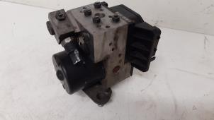 Gebruikte ABS Pomp Mercedes E (W210) 3.2 E-320 CDI 24V Prijs € 75,00 Margeregeling aangeboden door Autodemontage van de Laar