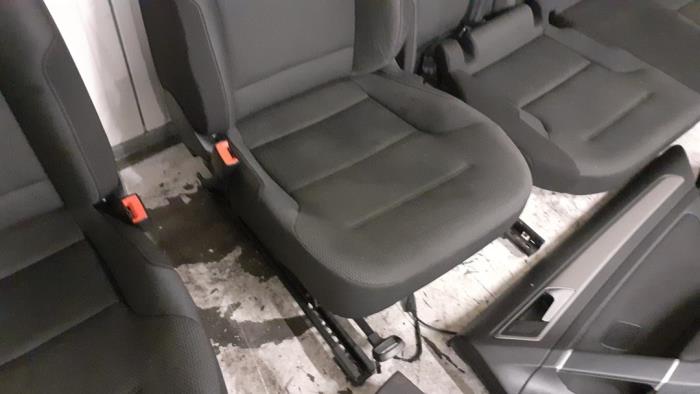 Bekleding Set (compleet) van een Volkswagen Golf VII (AUA) 1.6 TDI BlueMotion 16V 2016