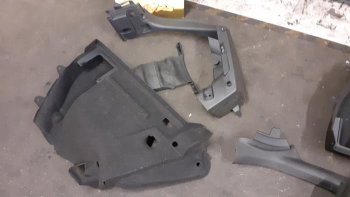 Bekleding Set (compleet) van een Volkswagen Golf VII (AUA) 1.6 TDI BlueMotion 16V 2016