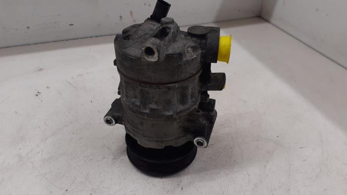 Aircopomp van een Volkswagen Golf VII (AUA) 1.6 TDI BlueMotion 16V 2016