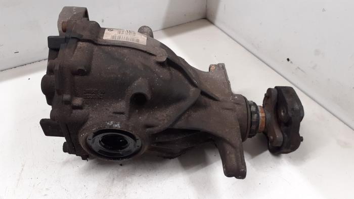 Gebruikte Cardanklok achter BMW 5 serie (F10) 523i 24V Prijs € 550,00 Margeregeling aangeboden door Autodemontage van de Laar